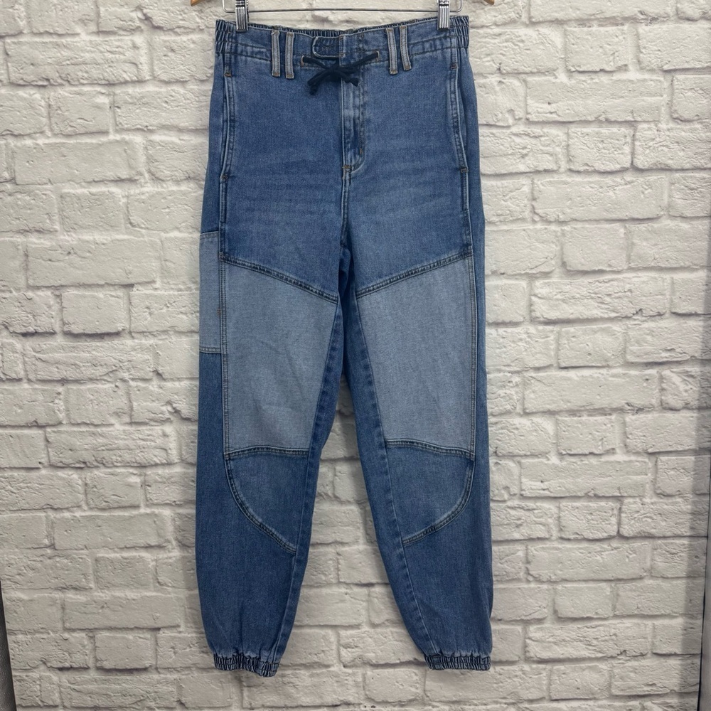 Urban Outfitters BDG Byron Spliced Two-Tone Denim Jogger Jeans Small